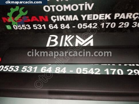 Nissan Qashqai Kapı Çıtası çıkma parça