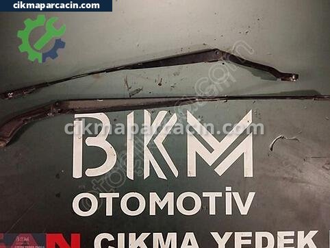 Nissan Qashqai Silecek Kolu çıkma parça