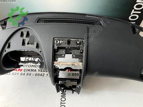 Nissan Qashqai Torpido çıkma parça