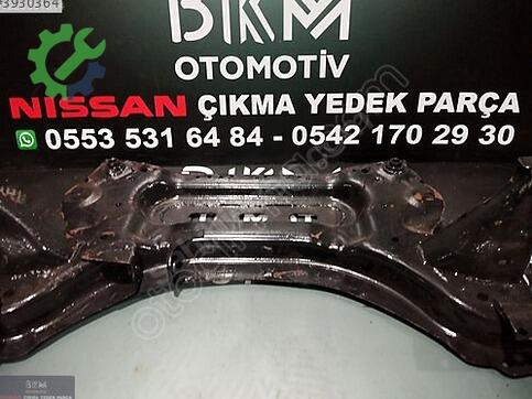 Nissan Qashqai Travers çıkma parça