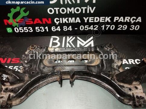 Nissan Qashqai Travers çıkma parça