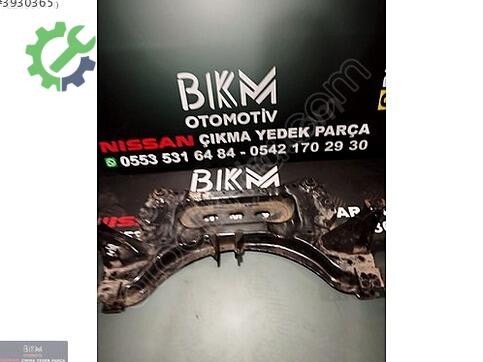 Nissan Qashqai Travers çıkma parça