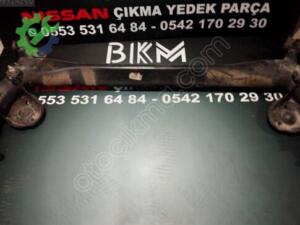 Nissan Qashqai 2014 – 2021 Çıkma Arka Dingil