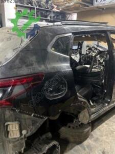 Nissan Qashqai Orijinal Çıkma Sağ Arka Çamurluk (2. Adet)