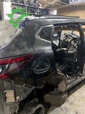 Nissan Qashqai Çamurluk çıkma parça