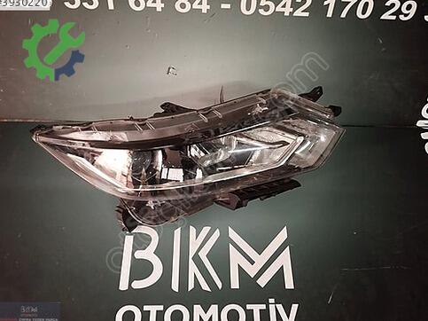 Nissan Qashqai Far çıkma parça