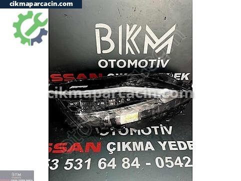 Nissan Qashqai Far çıkma parça