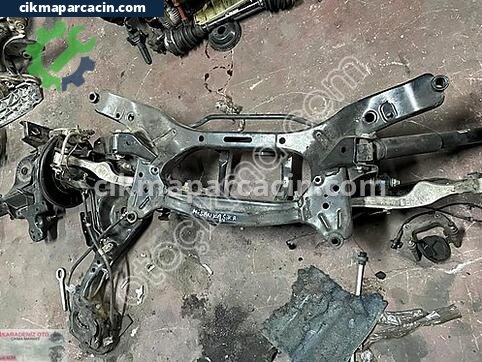 Nissan Qashqai Arka Dingil çıkma parça