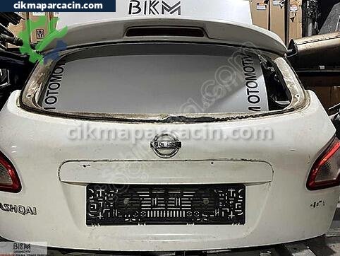 Nissan Qashqai Bagaj çıkma parça