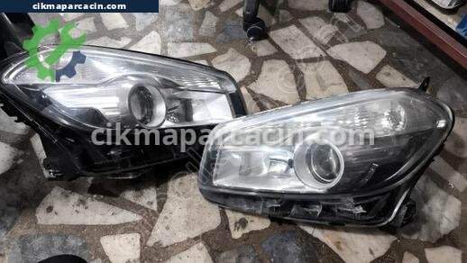 Nissan Qashqai Far çıkma parça