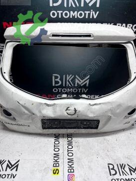 Nissan Qashqai Bagaj çıkma parça
