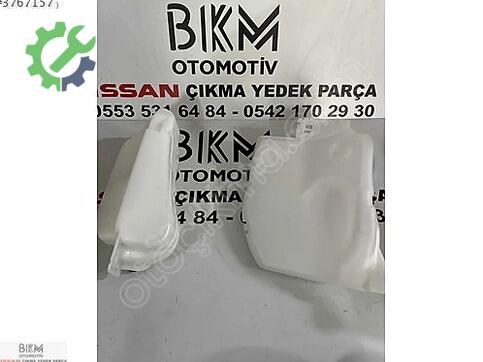 Nissan Qashqai Silecek Suyu Deposu çıkma parça