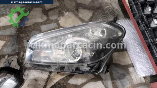 Nissan Qashqai Far çıkma parça