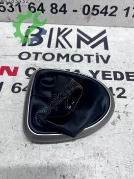 Nissan Qashqai Vites Körüğü çıkma parça