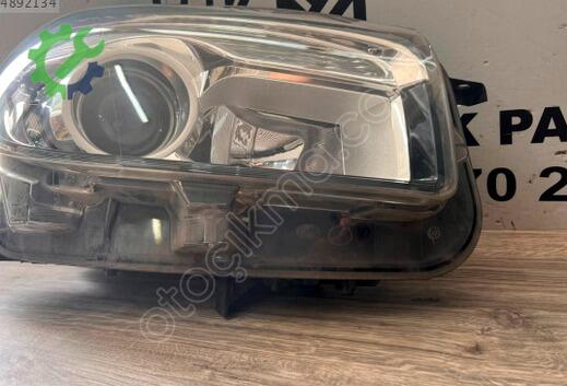 Nissan Qashqai Far 26010 çıkma parça
