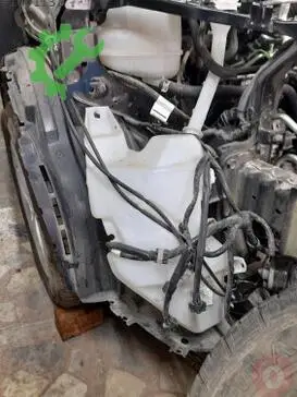 Nissan Qashqai Silecek Suyu Deposu çıkma parça