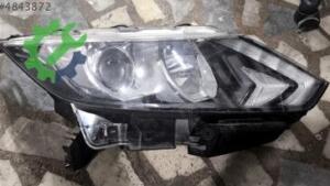 Nissan Qashqai Sağ Sol Far Çıkma (6. Adet)