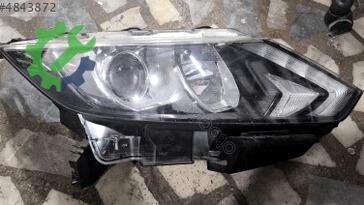 Nissan Qashqai Far çıkma parça