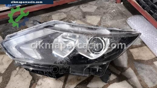 Nissan Qashqai Far çıkma parça