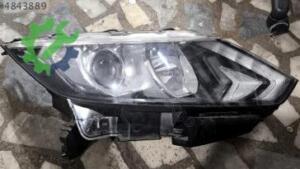 Nissan Qashqai 2014 – 2017 Sağ Sol Far Çıkma (2. Adet)