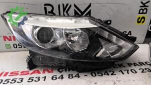 Nissan Qashqai 2014 – 2017 Çıkma Sağ Sol Far (4. Adet)