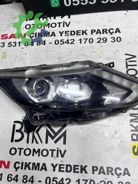Nissan Qashqai Far çıkma parça