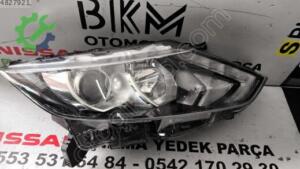Nissan Qashqai Orijinal Çıkma Sağ Far (3. Adet)