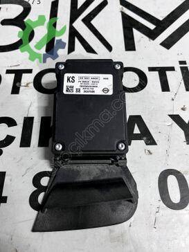 Nissan Qashqai Ön Cam 284G3 çıkma parça