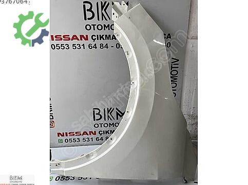 Nissan Qashqai Arka Çamurluk çıkma parça