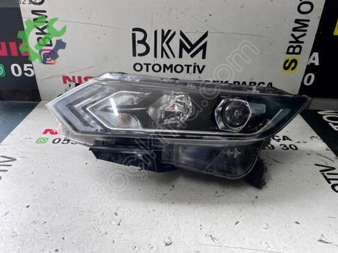 Nissan Qashqai Far çıkma parça