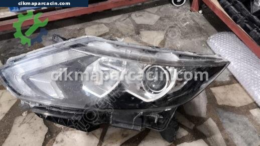 Nissan Qashqai Far çıkma parça