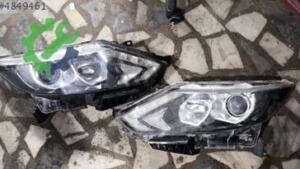 Nissan Qashqai 2017 – 2021 Çıkma Sağ Sol Far (2. Adet)
