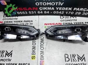 Nissan Qashqai Sağ Sol Far Çıkma (9. Adet)
