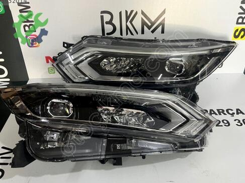 Nissan Qashqai Far çıkma parça