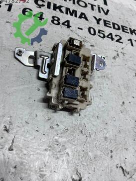 Nissan Qashqai Sigorta Kutusu çıkma parça