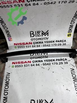 Nissan Qashqai Tampon Demiri çıkma parça