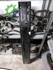Nissan Qashqai Orijinal Çıkma Tampon Demiri (5. Adet)