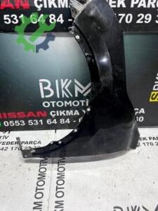 Nissan Qashqai 2000 – 2026 Sol Ön Çamurluk Çıkma (2. Adet)