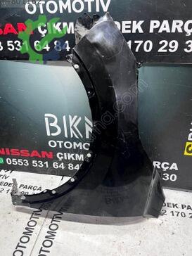 Nissan Qashqai Çamurluk çıkma parça