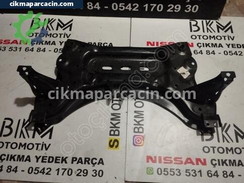 Nissan Qashqai Travers çıkma parça