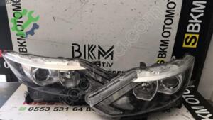 Nissan Qashqai Sağ Sol Far Çıkma (2. Adet)