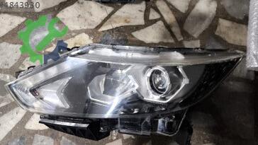 Nissan Qashqai Far çıkma parça