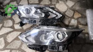Nissan Qashqai 2017 – 2021 Sağ Sol Far Çıkma (2. Adet)