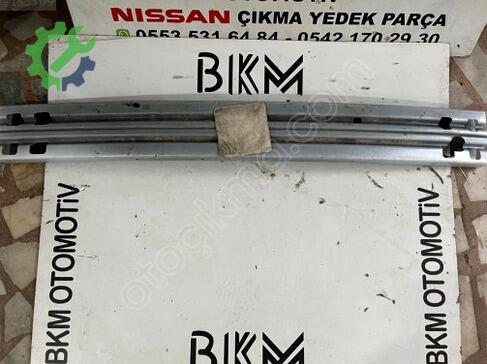 Nissan Qashqai Tampon Demiri çıkma parça