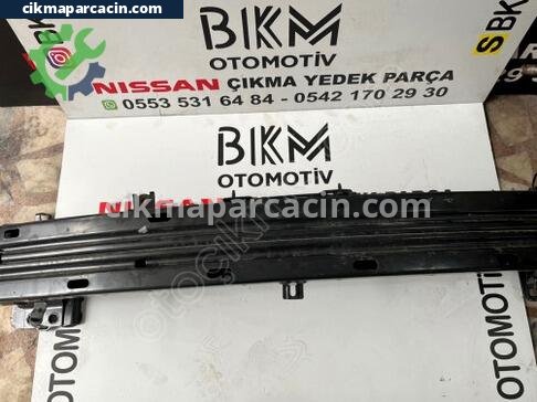 Nissan Qashqai Tampon Demiri çıkma parça