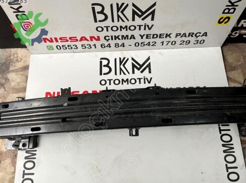 Nissan Qashqai Tampon Demiri çıkma parça