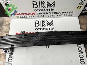 Nissan Qashqai Orijinal Çıkma Tampon Demiri (4. Adet)