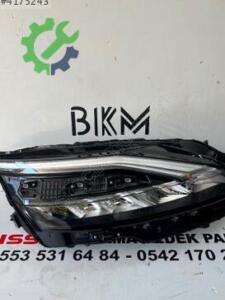 Nissan Qashqai Sağ Sol Far Çıkma (12. Adet)