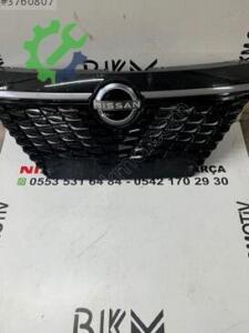 Çıkma Nissan Qashqai Ön Panjur (2. Adet)