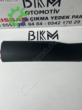 Nissan Qashqai Kapı Çıtası çıkma parça